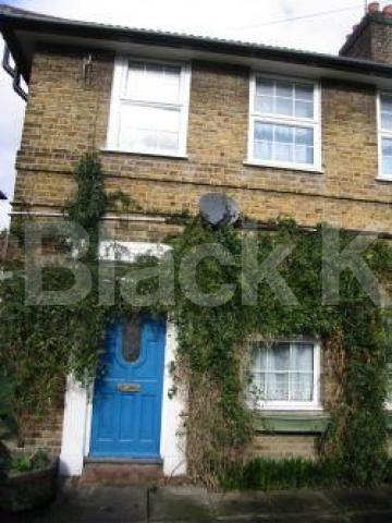			3 Bedroom, 1 bath, 1 reception Flat			 Oakworth Road, LADBROKE ROAD W10